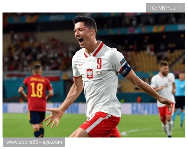 莱万独中两元仍黯然出局!欧洲杯小组赛波兰垫底,赛后当场落泪为何? 莱万独中两元仍黯然出局!欧洲杯小组赛波兰垫底,赛后当场落泪为何?